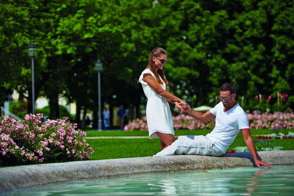 Special Offer - Double Room with Romantic Weekend Package